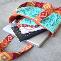 >>ON SALE<<  RUFFLED TOTE IN RED IKAT