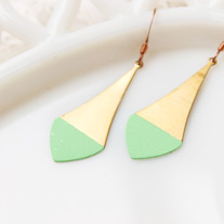 Mint Pointed Color Dipped Brass Earrings