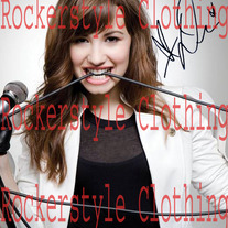 UNBROKEN, GIVE YOUR HEART A BREAK, DEMI LOVATO SIGNED / AUTOGRAPHED PHOTO