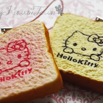 Hello-Kitty Toasts