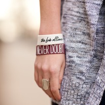 Never_20doubt_20bracelet_medium