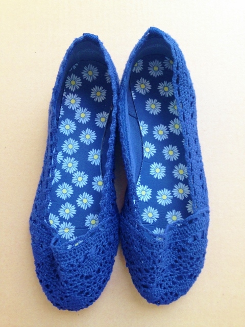 navy blue lace flats