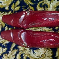 Red Heels Sz 9