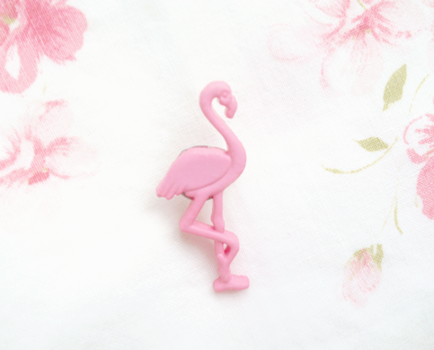 pink flamingo brooch pin