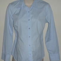 Light Blue Long Sleeve Cotton Shirt/Buttons/Collar-Motherhood Maternity Size Medium  CLSR1