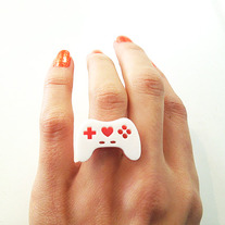 Geeky Glamorous Controller Ring - White
