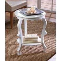Round Scalloped Accent Table