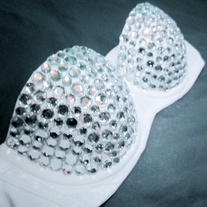rave bra 