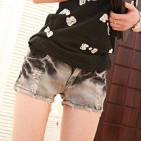  Lace Pocket Denim Short