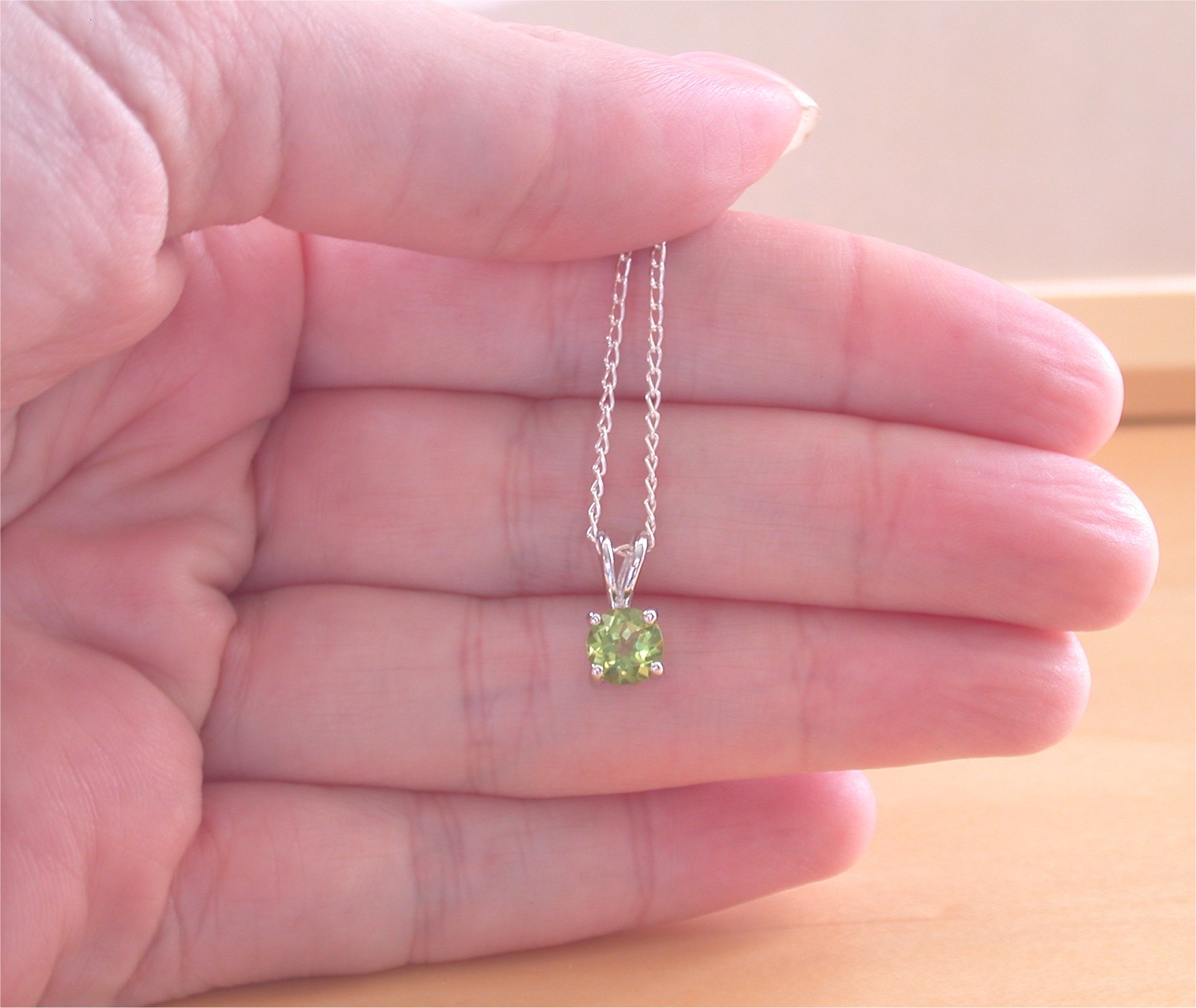 925 Peridot Solitaire Pendant & 18" Silver Chain/Peridot Necklace/Peridot Jewelry/Peridot