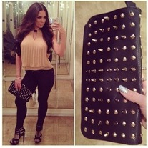 Spike and Stud Clutch (black)