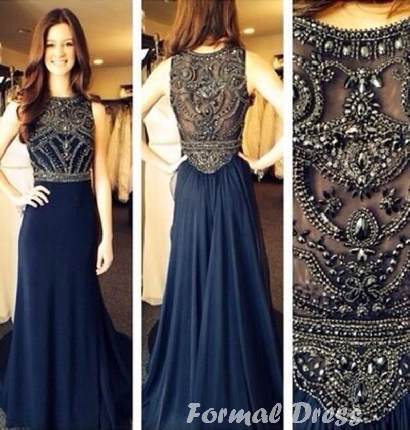 Sleeveless Scoop Neck Prom Dress