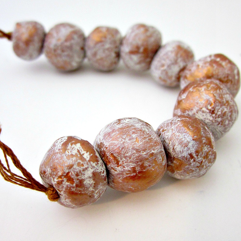 muse Handmade Gold and White Rustic Paper Mache Beads, 10 pcs