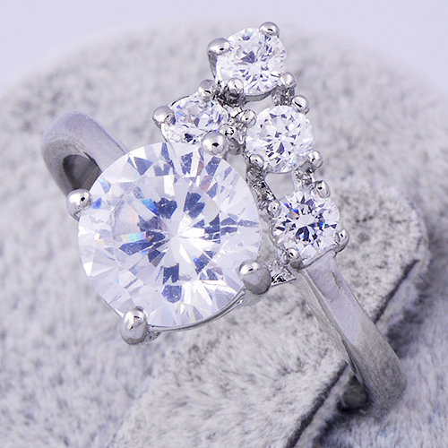 14k White Gold Filled Bright Cubic Zirconia 5 stone Cool Womens Ring