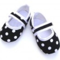 Baby_shoes3__77554_thumb_1__medium