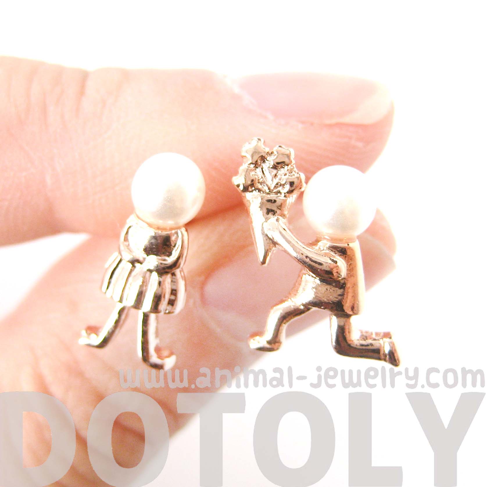 Boy And Girl Proposal Stud Earrings In Rose Gold With Pearl Details