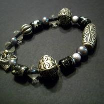 6" Black and silver beaded wire bracelet