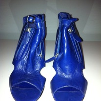 Michael Kors Navy Leather Heel (Size 8.5)