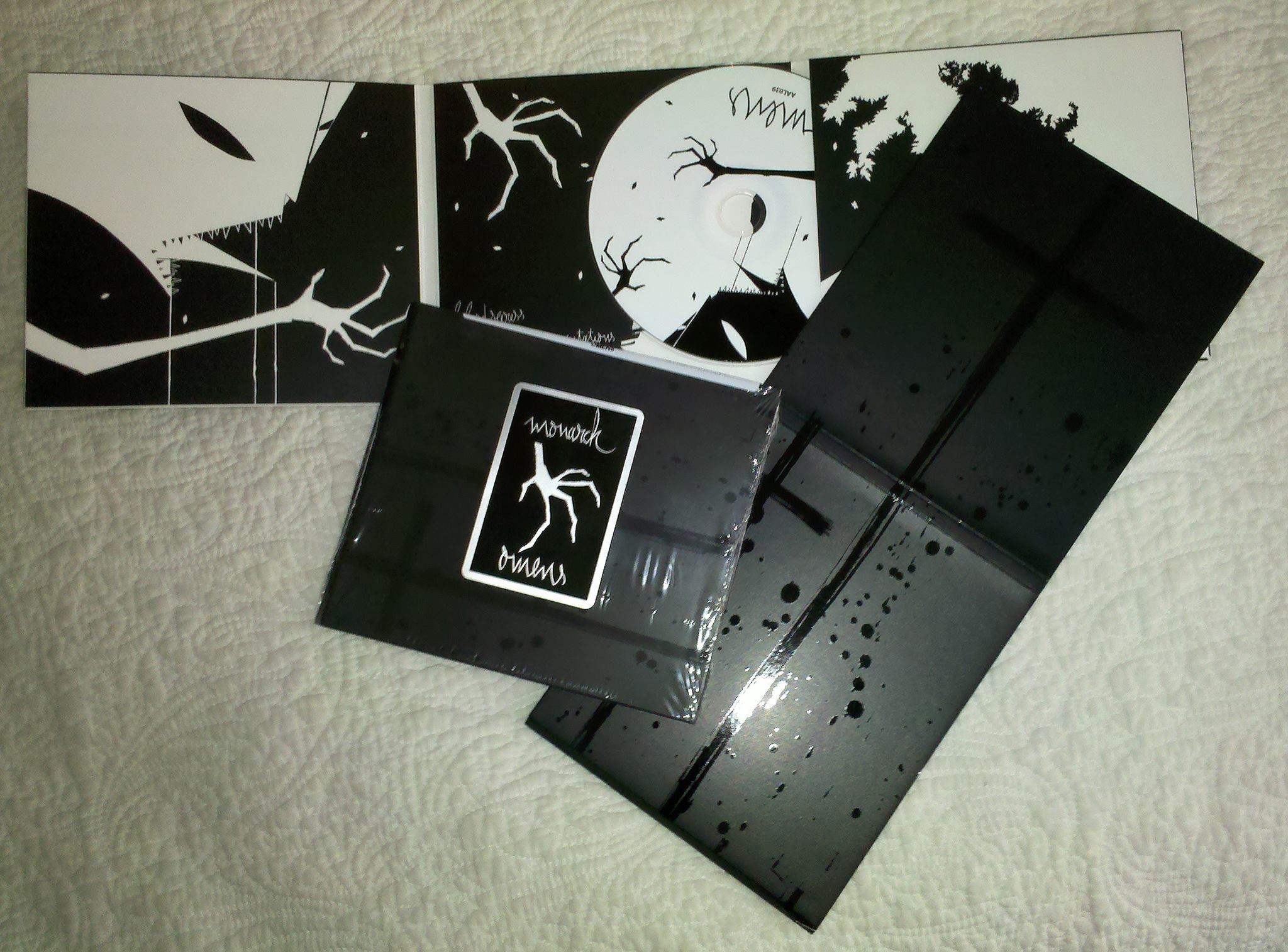 Monarch / Grey Daturas - Dawn Of The Catalyst Monarch / Grey Daturas - Dawn Of The Catalyst