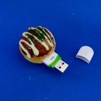 Takoyaki_20(fried_20octopus_20ball)_20with_20mayonnaise_20usb_20flash_20drive_medium