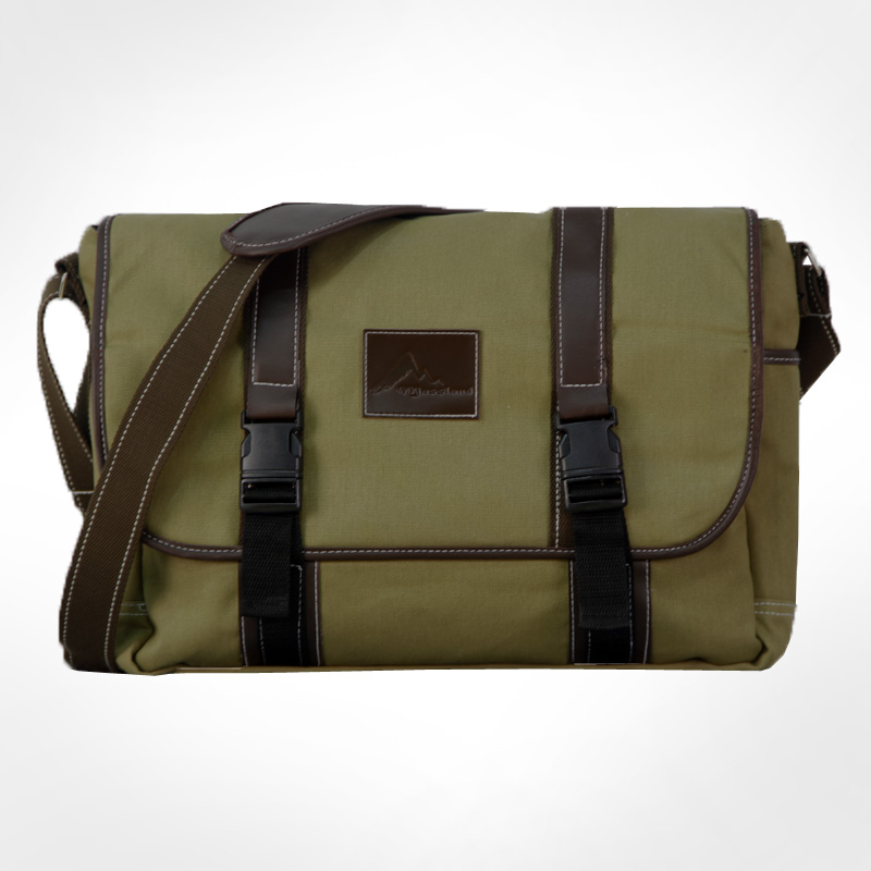 A_men's_20canvas_20messenger_20bag_20for_20laptop-khaki_01_original