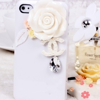 New Bling Crystal White Rose Logo Tear Drop Rhinestone White iPhone 4/4S Case
