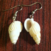Shell_20earings_medium