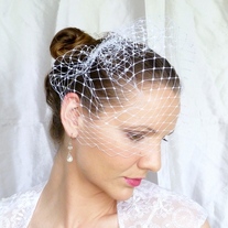 White 12 inch Merry Widow Veil  - Thumbnail 2