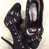 Black high heel shoe