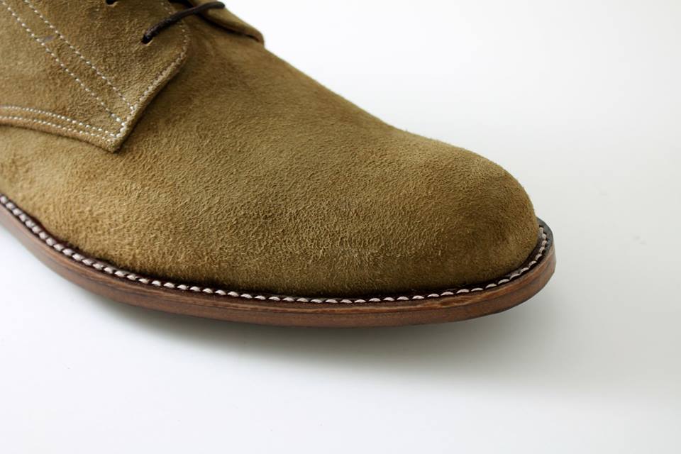 olive green chukka boots