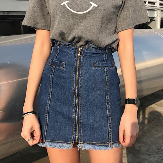denim skirt with zipper