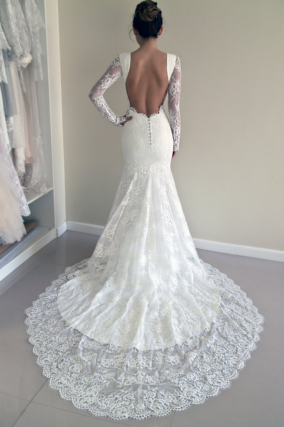 Red And White Long Sleeve Wedding Dress