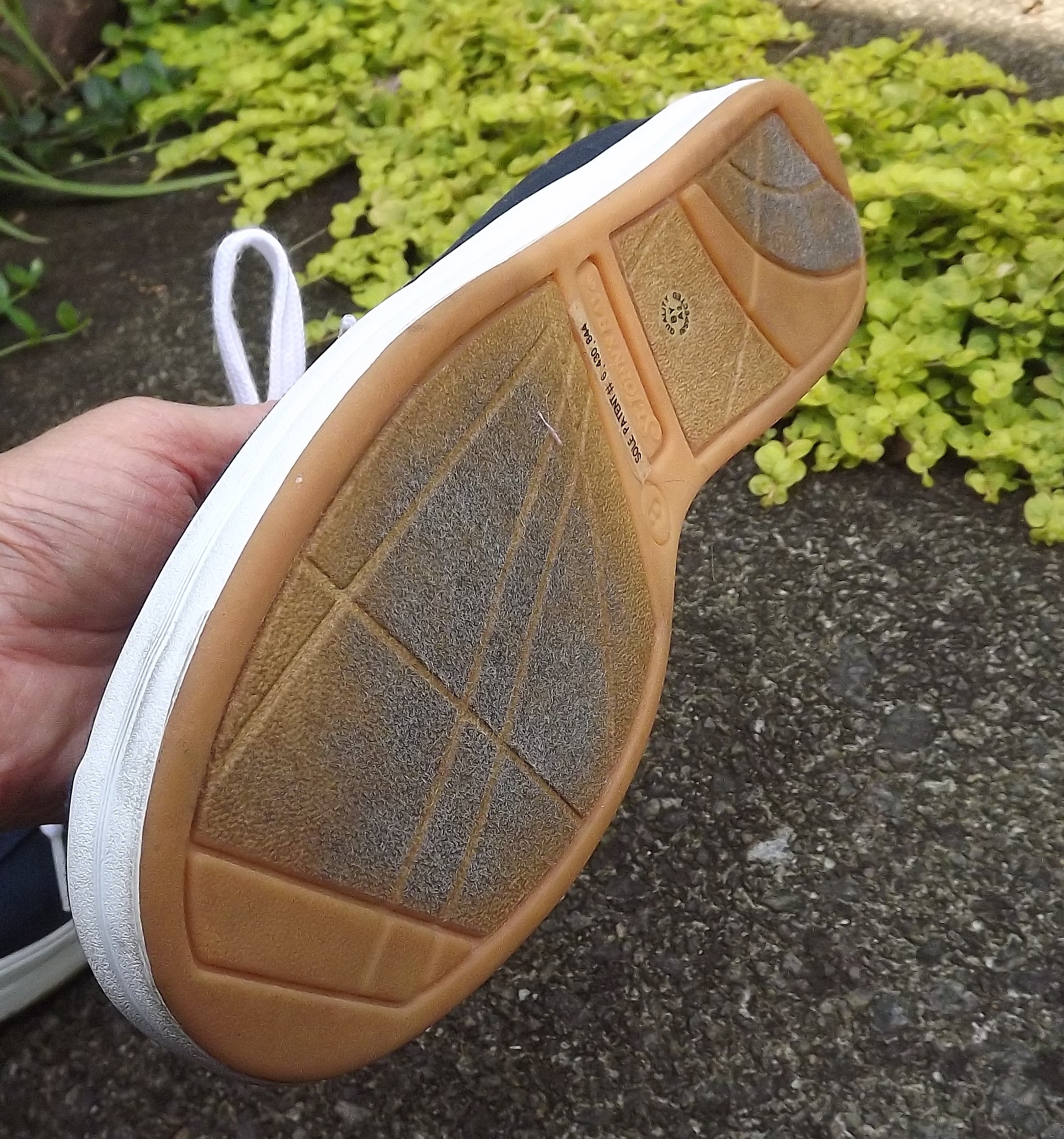 navy blue slip on tennis shoes