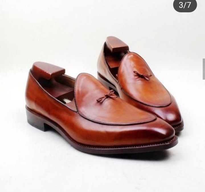 mens leather moccasin shoes